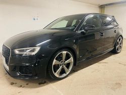 Svart Begagnad 2018 Audi RS3 Sportback Sport Halvkombi | 399 000 kr (Marknadspris)
