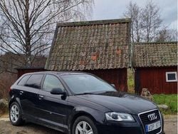 Svart Begagnad 2012 Audi A3 Sportback Attraction Halvkombi | 55 900 kr (Bra pris)