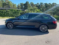 Svart Begagnad 2016 Skoda Superb LAURIN & KLEMENT Kombi | 175 000 kr (Marknadspris)