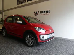 Röd Begagnad 2014 VW up! Halvkombi | 54 900 kr (Marknadspris)