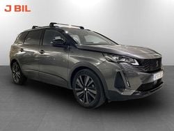 Grå Begagnad 2023 Peugeot 5008 GT SUV | 329 900 kr (Marknadspris)