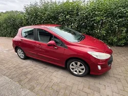 Röd Begagnad 2008 Peugeot 308 Halvkombi | 35 000 kr (Marknadspris)