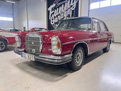 Röd Begagnad 1969 Mercedes W108 SE Sedan | 249 000 kr