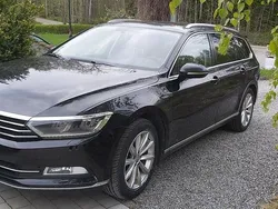 Svart Begagnad 2017 VW Passat Kombi | 110 000 kr (Superpris)
