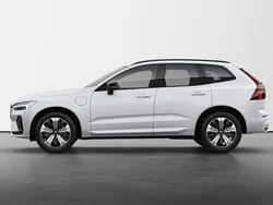 Vit Ny 2024 Volvo XC60 Plus SUV | 629 900 kr (Dyr)