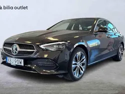 Grå Begagnad 2023 Mercedes C300e Sedan | 389 900 kr (Superpris)