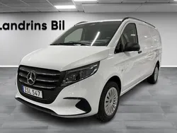 Vit (arktisk vit) Begagnad 2025 Mercedes Vito Minibuss | 637 375 kr (Lite dyr)
