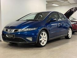 Mörkblå Begagnad 2009 Honda Civic Sport Halvkombi | 59 900 kr (Marknadspris)