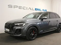 Grå Begagnad 2024 Audi Q7 S-Line SUV | 949 000 kr
