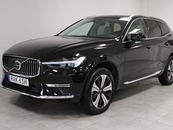 Svart Begagnad 2023 Volvo XC60 Core SUV | 489 900 kr (Marknadspris)