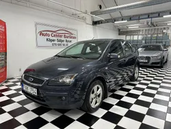 Grå Begagnad 2008 Ford Focus Halvkombi | 34 900 kr (Lite dyr)