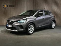 Grå Begagnad 2021 Renault Captur SUV | 158 400 kr (Marknadspris)