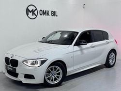 Vit Begagnad 2014 BMW 116 M Sport Halvkombi | 129 900 kr (Marknadspris)