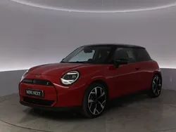 Röd Begagnad 2024 Mini Cooper SE Halvkombi | 424 900 kr