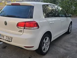 Vit Begagnad 2011 VW Golf VI Halvkombi | 65 000 kr (Marknadspris)