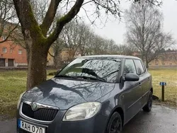 Grå Begagnad 2010 Skoda Fabia Ambiente Halvkombi | 22 000 kr (Bra pris)