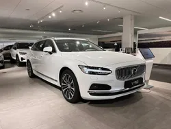 Vit Ny 2024 Volvo V90 Core Kombi | 554 900 kr (Marknadspris)