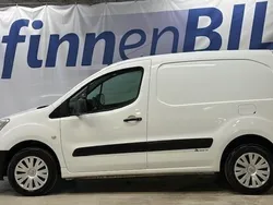 Vit Begagnad 2014 Citroën Berlingo Minibuss | 69 500 kr (Marknadspris)