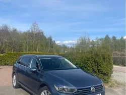 Blå Begagnad 2016 VW Passat GTE Kombi | 139 000 kr (Bra pris)