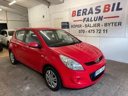 Röd Begagnad 2010 Hyundai i20 Select Halvkombi | 44 900 kr (Marknadspris)