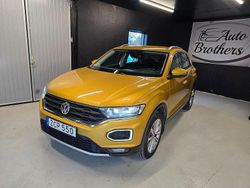 Gul Begagnad 2017 VW T-Roc SUV | 155 000 kr (Lite dyr)