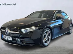 Svart Begagnad 2019 Mercedes A180 AMG Halvkombi | 224 900 kr (Marknadspris)
