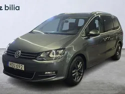 Grå Begagnad 2016 VW Sharan GT Minibuss | 299 000 kr (Dyr)