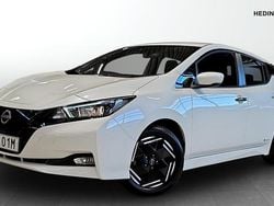 Vit (white) Begagnad 2023 Nissan Leaf Acenta Halvkombi | 189 900 kr (Marknadspris)