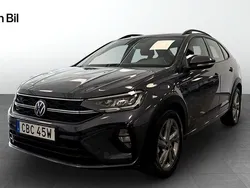 Grå (smokey grey metallic) Begagnad 2022 VW Taigo R-line SUV | 249 900 kr (Marknadspris)