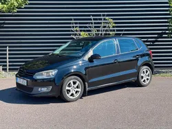 Svart Begagnad 2010 VW Polo Halvkombi | 39 900 kr (Marknadspris)