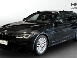 Svart Begagnad 2021 BMW 530 M Sport Kombi | 489 900 kr