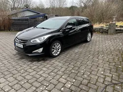 Svart Begagnad 2013 Hyundai i40 Kombi | 72 000 kr (Lite dyr)