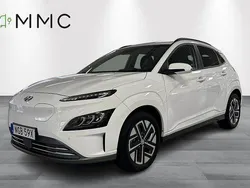 Vit Begagnad 2022 Hyundai Kona Essential SUV | 209 000 kr
