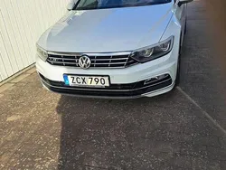 Vit Begagnad 2018 VW Passat R-line Sedan | 200 000 kr (Superpris)