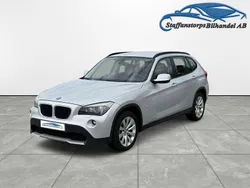 Ljusgrå Begagnad 2010 BMW X1 SUV | 114 000 kr (Marknadspris)