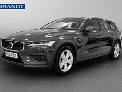 Begagnad 2023 Volvo V60 CC Kombi | 364 900 kr (Bra pris)