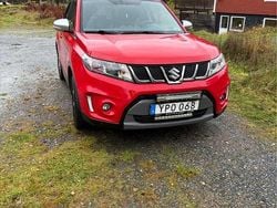 Röd Begagnad 2017 Suzuki Vitara SUV | 149 500 kr (Bra pris)