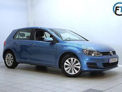 Blå Begagnad 2014 VW Golf VII Halvkombi | 74 900 kr (Marknadspris)