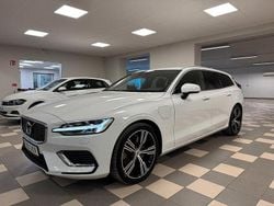 Vit Begagnad 2020 Volvo V60 Inscription Kombi | 306 800 kr (Marknadspris)