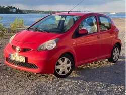 Röd Begagnad 2007 Toyota Aygo Halvkombi | 38 000 kr (Bra pris)