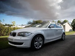 Vit Begagnad 2008 BMW 120 Halvkombi | 59 000 kr (Lite dyr)