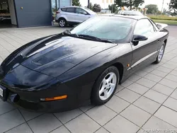 Svart svart Begagnad 1996 Pontiac Firebird | 139 900 kr