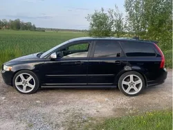 Svart Begagnad 2011 Volvo V50 R-Design Kombi | 39 900 kr (Marknadspris)