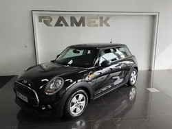 Svart Begagnad 2014 Mini ONE Pepper Halvkombi | 129 000 kr (Dyr)