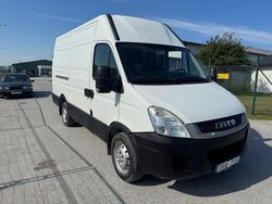 Vit Begagnad 2011 Iveco Daily Van | 159 000 kr