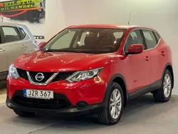 Röd Begagnad 2015 Nissan Qashqai SUV | 144 900 kr (Marknadspris)