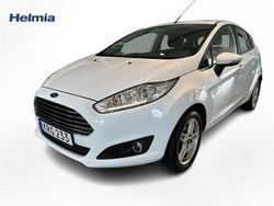 Vit Begagnad 2015 Ford Fiesta Titanium Halvkombi | 74 500 kr (Bra pris)