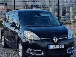 Svart Begagnad 2012 Renault Grand Scénic III Minibuss | 74 000 kr (Marknadspris)