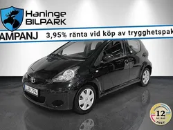 Svart Begagnad 2010 Toyota Aygo Halvkombi | 69 900 kr (Lite dyr)