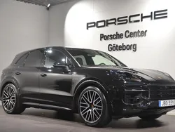Svart (black) Begagnad 2024 Porsche Cayenne SUV | 1 339 000 kr (Dyr)